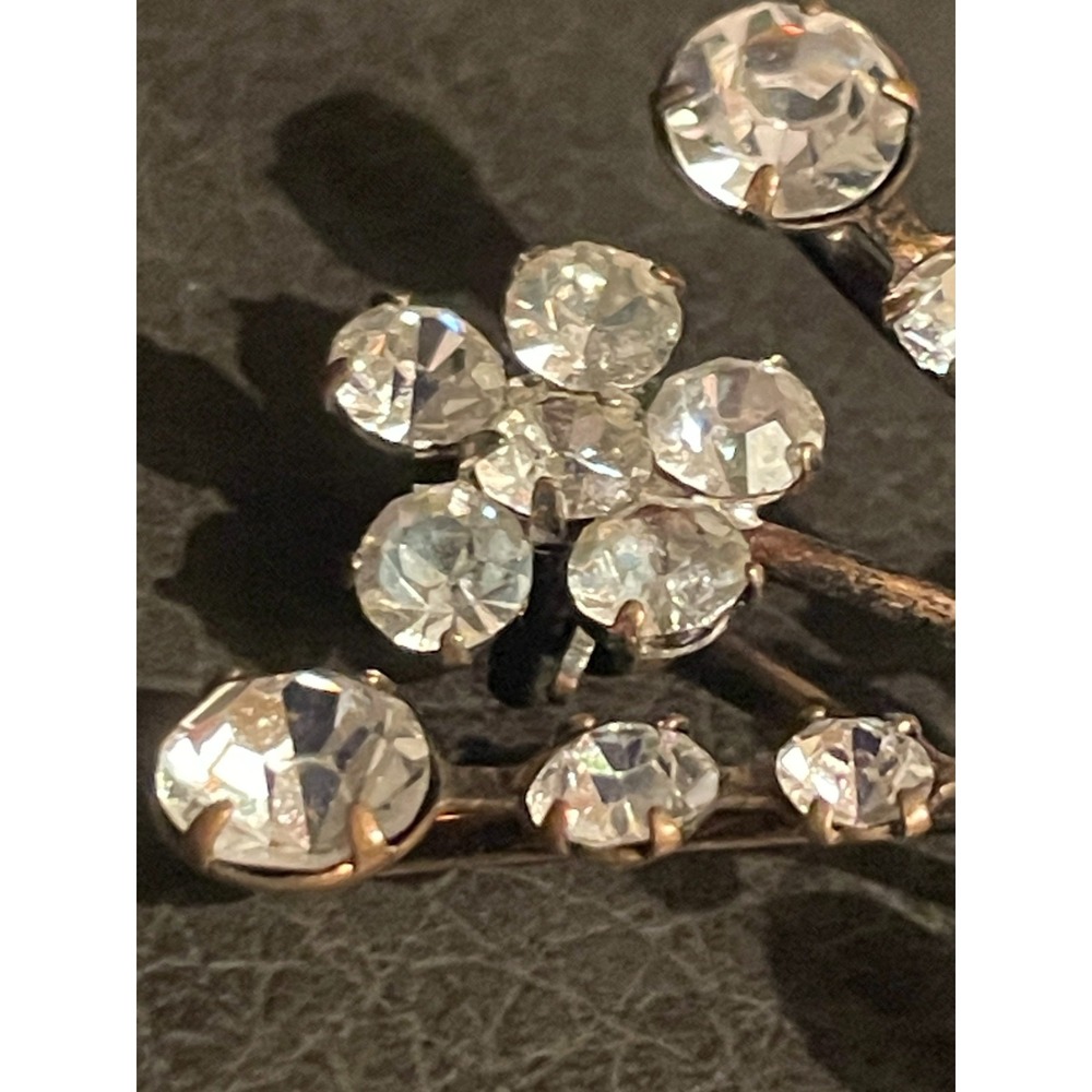 Vintage Austrian Crystal Brooch Flower - Picture 2 of 8